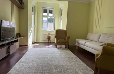 Location d’un appartement élégant de 3 pièces, 81 m², au centre de la vieille ville, Belgrade, Serbie
